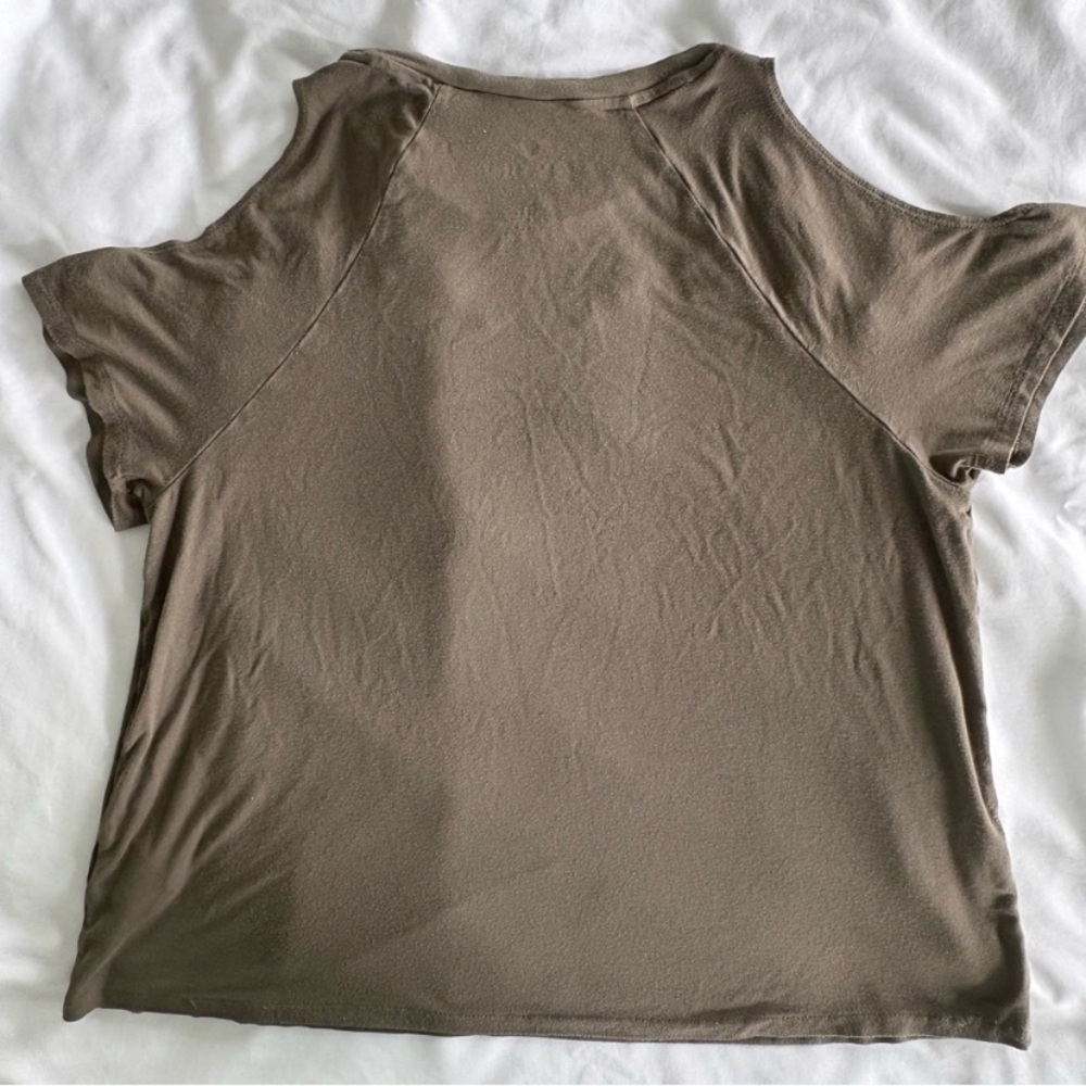 American Eagle Embroidered Floral Olive Cold Shoulder Top - Picture 4 of 5